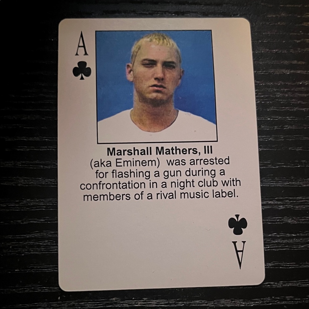 Marshal matters/Eminem starz behind barz